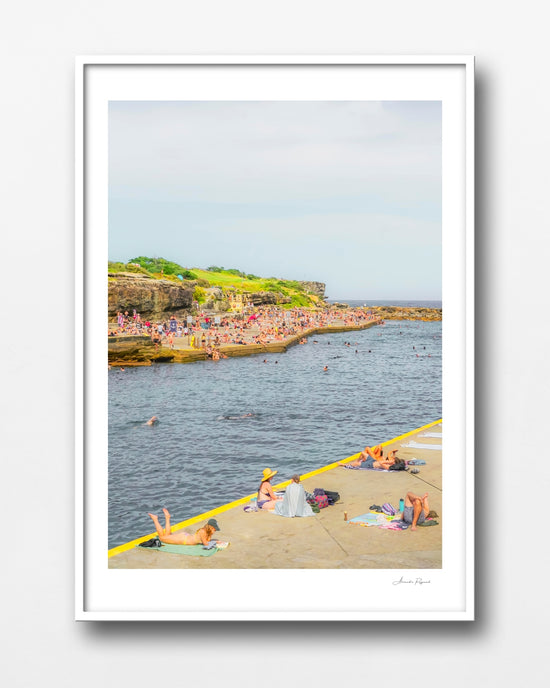 CLOVELLY YELLOW LINE