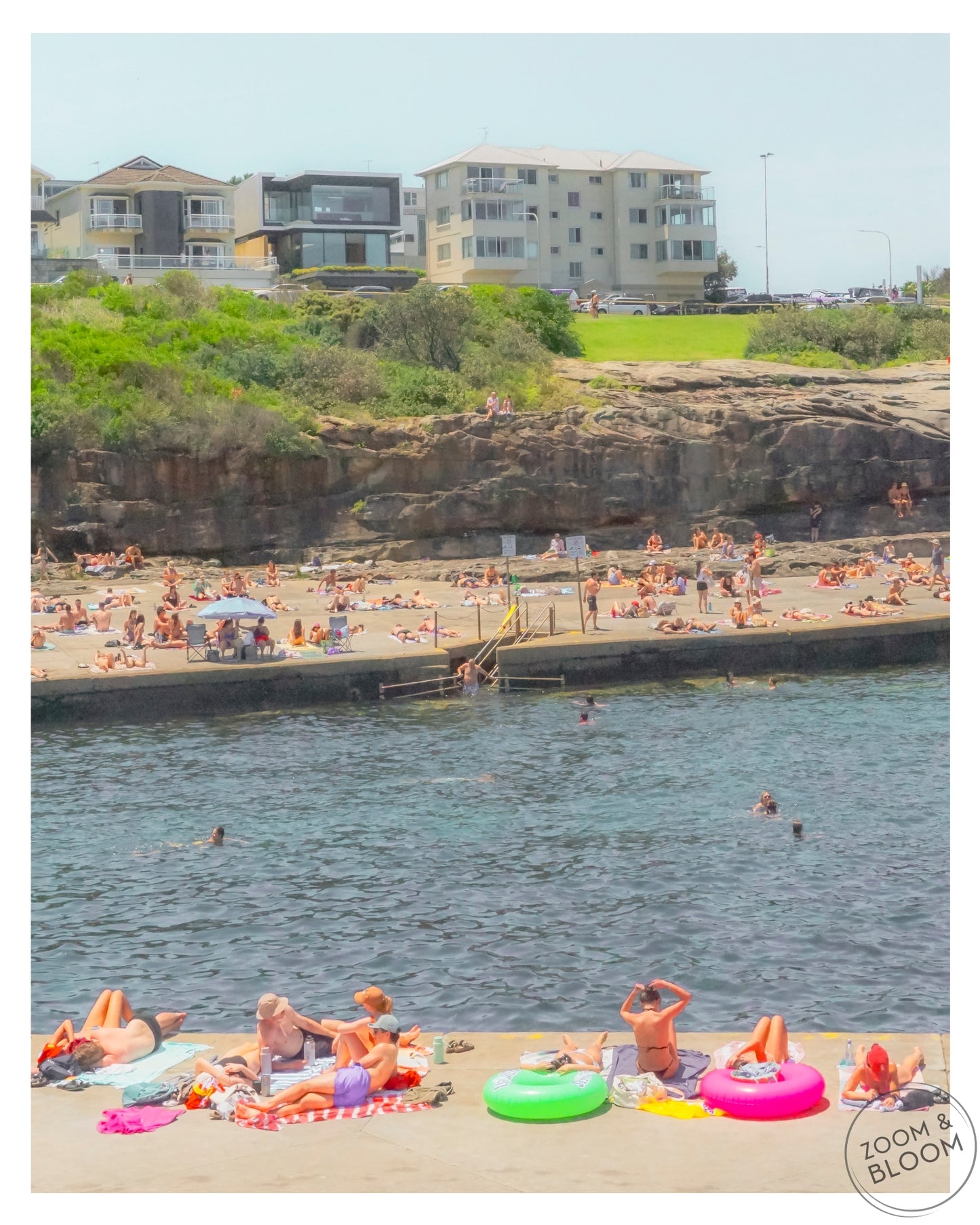 CLOVELLY DONUTS