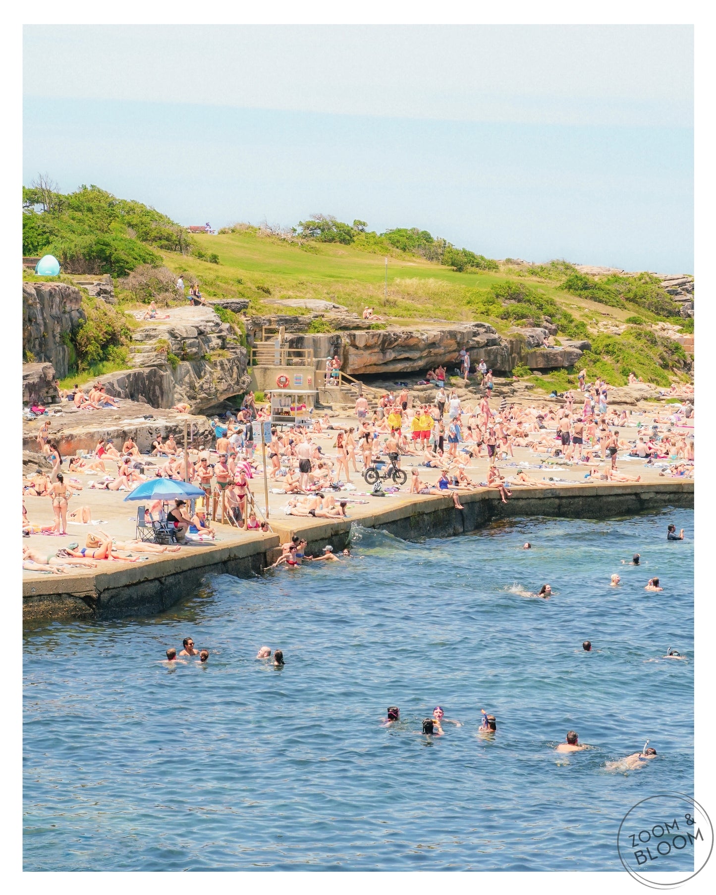 CLOVELLY BEACH